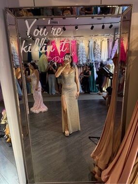 SHERRI HILL 56887